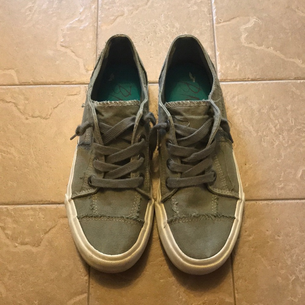 Blowfish slip on sneakers